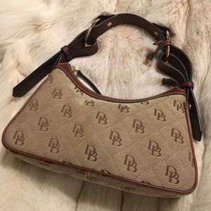 Dooney & Bourke Purse